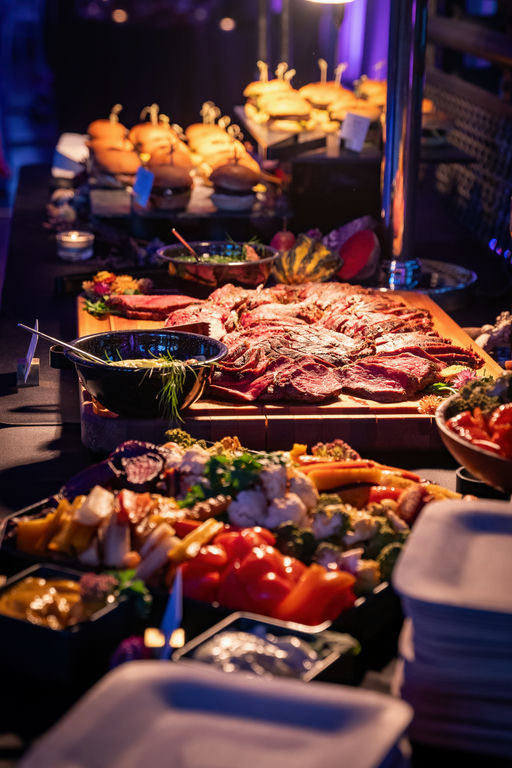 Custom catering display