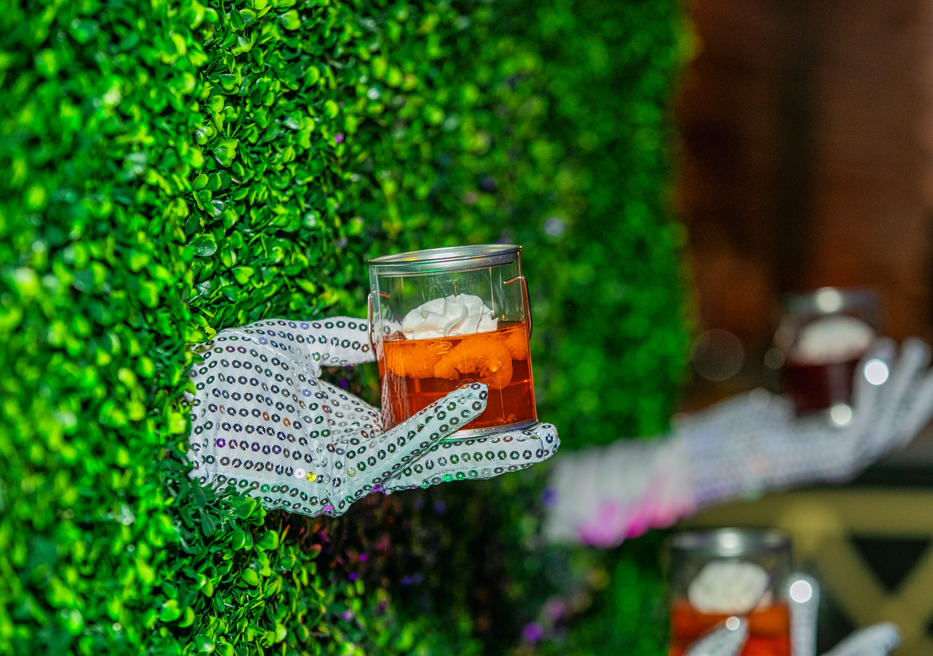 Disco era inspired details